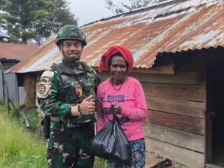 Binter TNI Pilar Kewilayahan Satgas Yonif 521/DY di Distrik Walesi