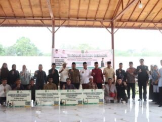 Polresta Barelang Terima Bantuan 1 Ekor Sapi dari Baznas Kota Batam untuk Masjid Jihadul Mucharram