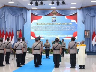 Kapolda Riau Pimpin Sertijab Dirintel, Kabid Humas hingga 4 Kapolres